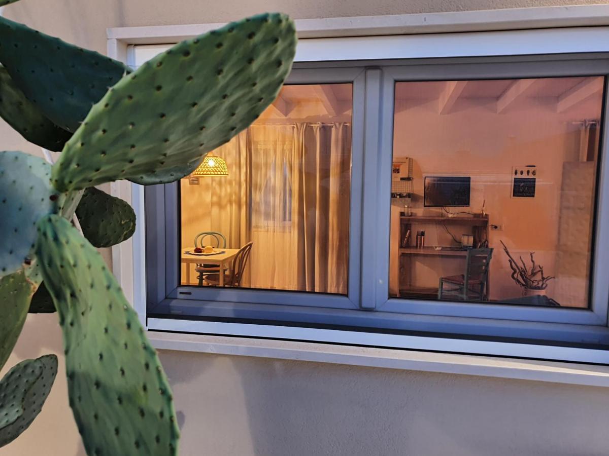 コンヴェルサーノLa Terrazza Di Pugliaアパートメント エクステリア 写真